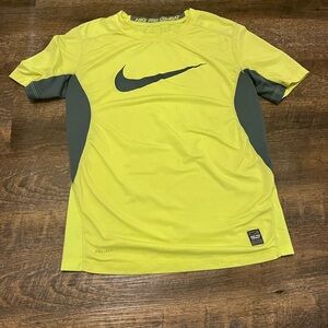 Nike tshirt